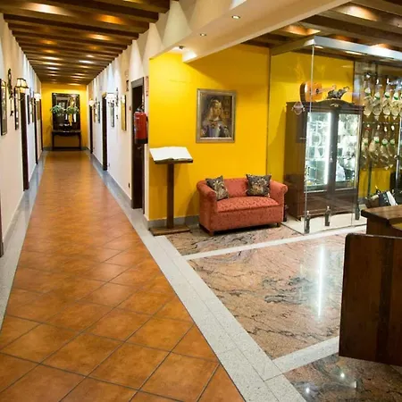 Dona Urraca Inn Fermoselle