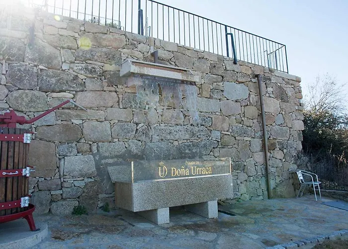 Dona Urraca 4* 퍼모셀